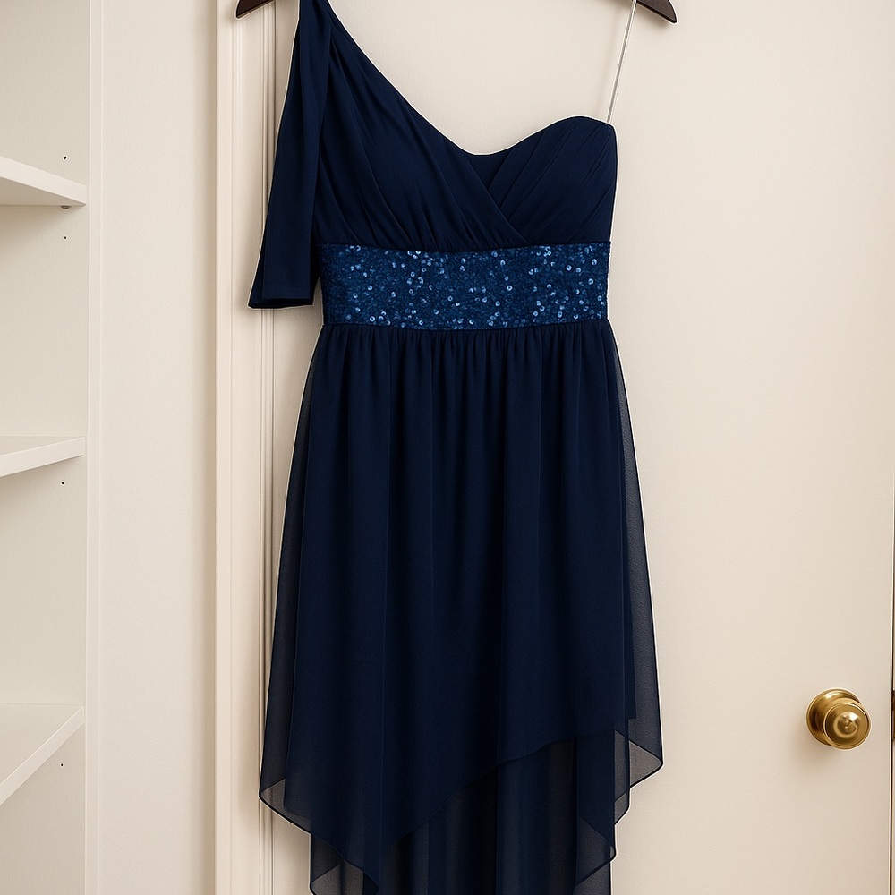 Kelle One-Shoulder Navy Sequin Asymmetrical Dress (Adult Medium)